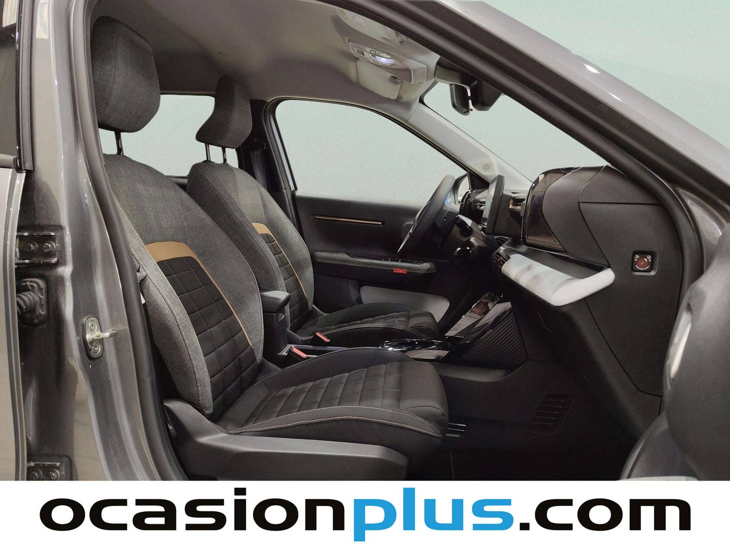 Citroën C3 Aircross Citroën C3 Aircross Hybrid 145 Plus e-DCS6 (145 CV) km 0