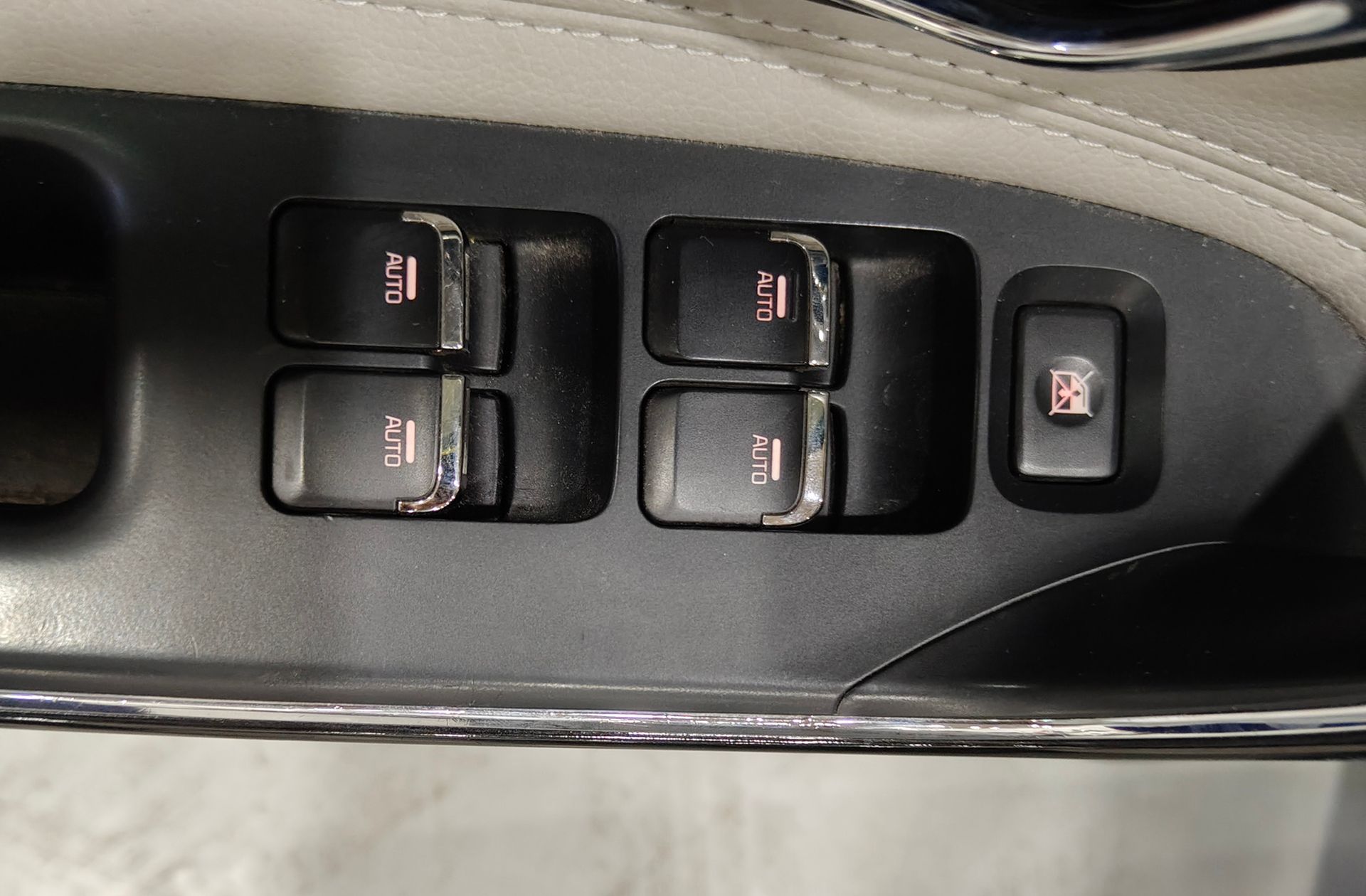 Kia Ceed 1.6 CRDi VGT x-Tech16 Eco-Dynamics - foto 25
