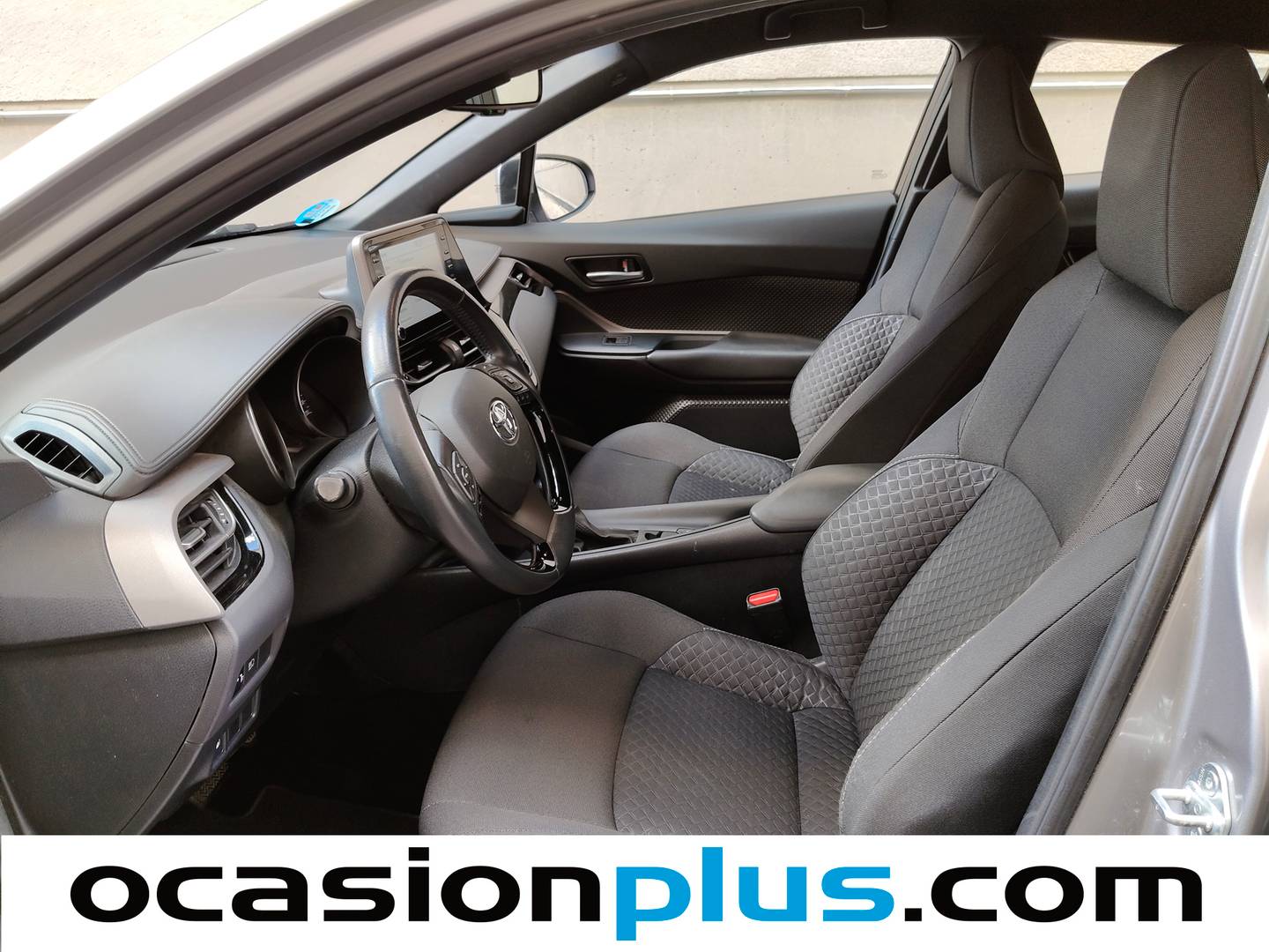 Foto asientos delanteros Toyota C-HR Toyota C-HR 1.8 125H Active (122 CV)