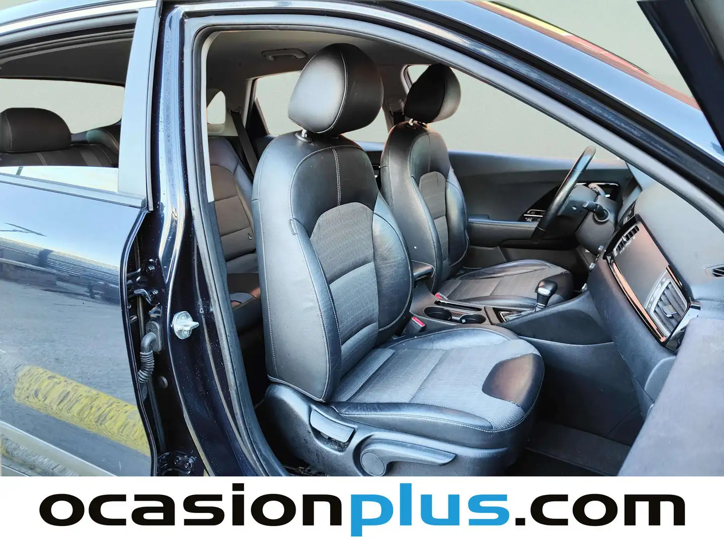 Foto KIA Niro Kia Niro 1.6 GDi HEV Híbrido Emotion  (141 CV)