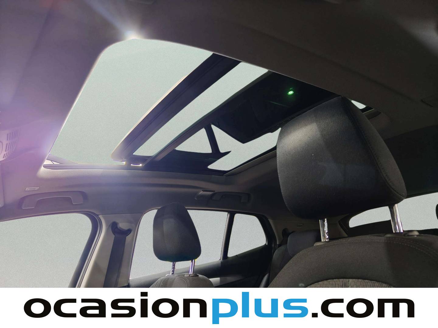 Extras y acabados del BMW X2 BMW X2 sDrive18i (140 CV)