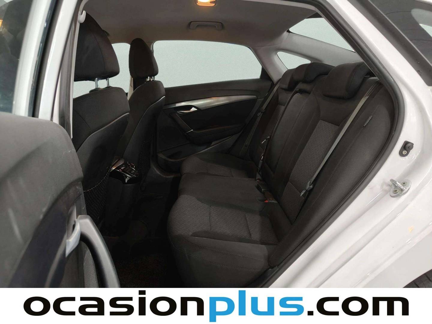 Foto asientos traseros Hyundai i40 Hyundai i40 1.7 CRDI BlueDrive Tecno (136 CV)