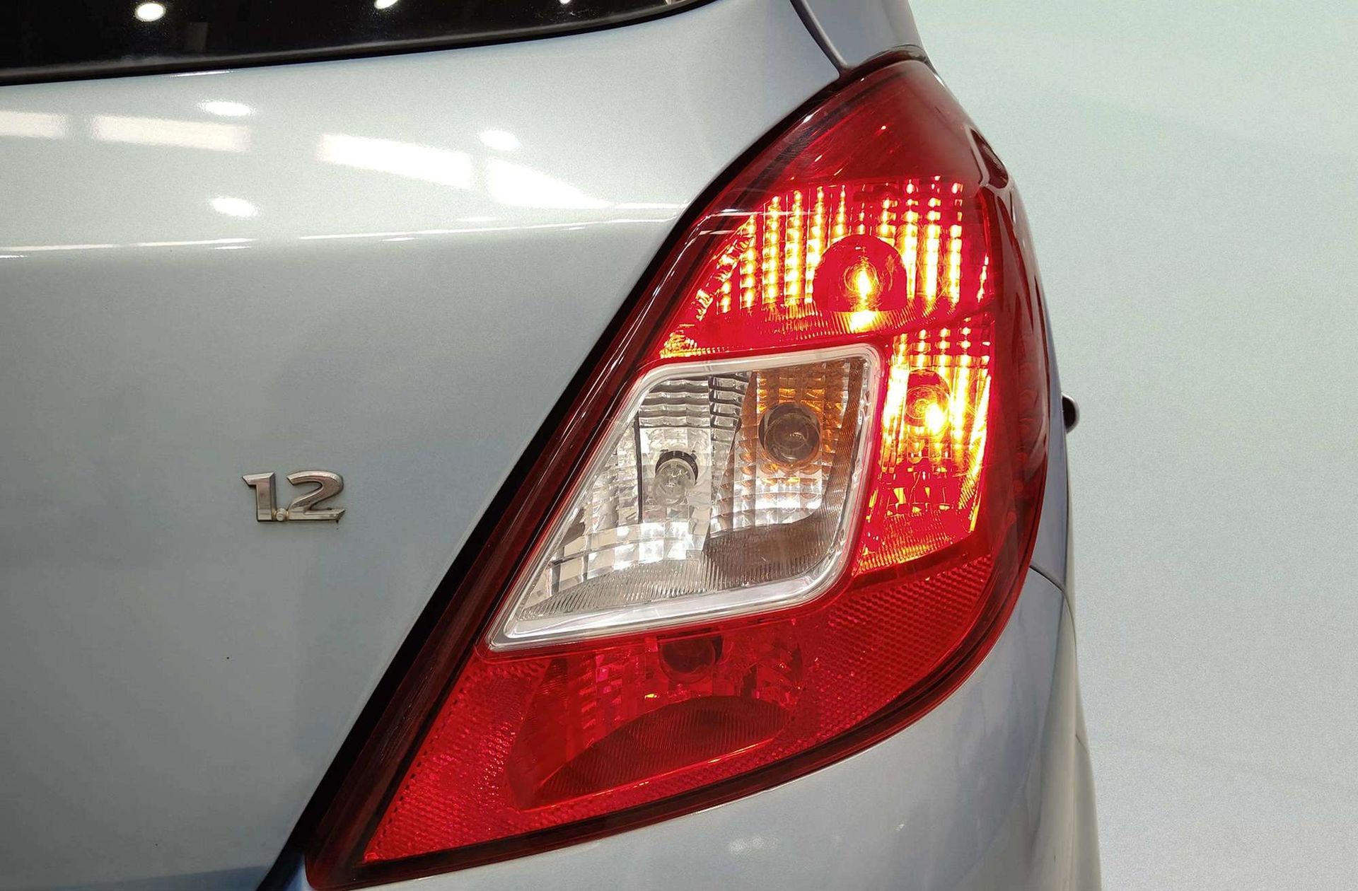Opel Corsa 1.2 Enjoy MTA - foto 14