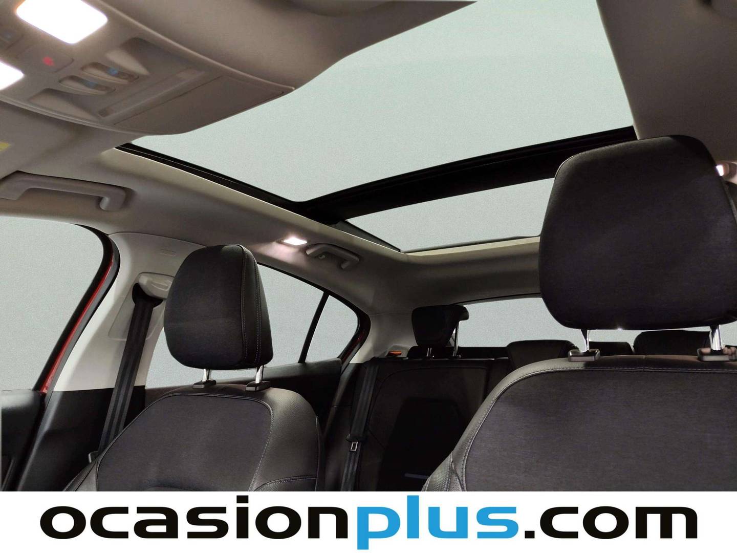 Equipamiento del Ford Focus Ford Focus 2.0 Ecoblue ST-Line Auto (150 CV)