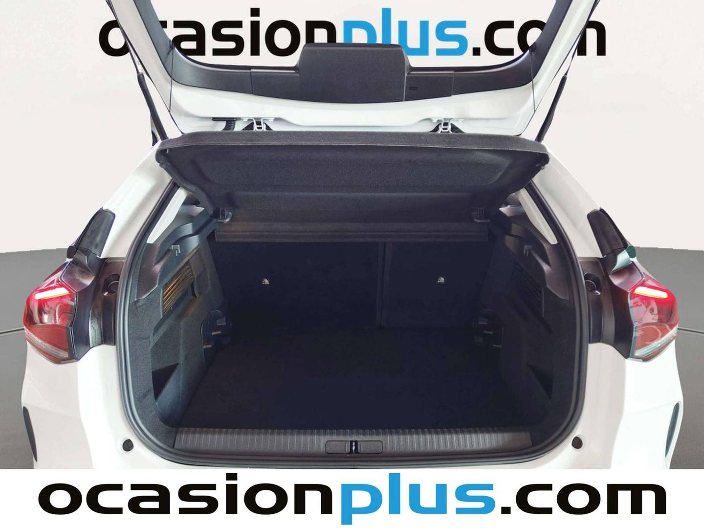 Fotos maletero Citroën C4 Citroën C4 PureTech 130 S&S 6v Feel Pack (130 CV)