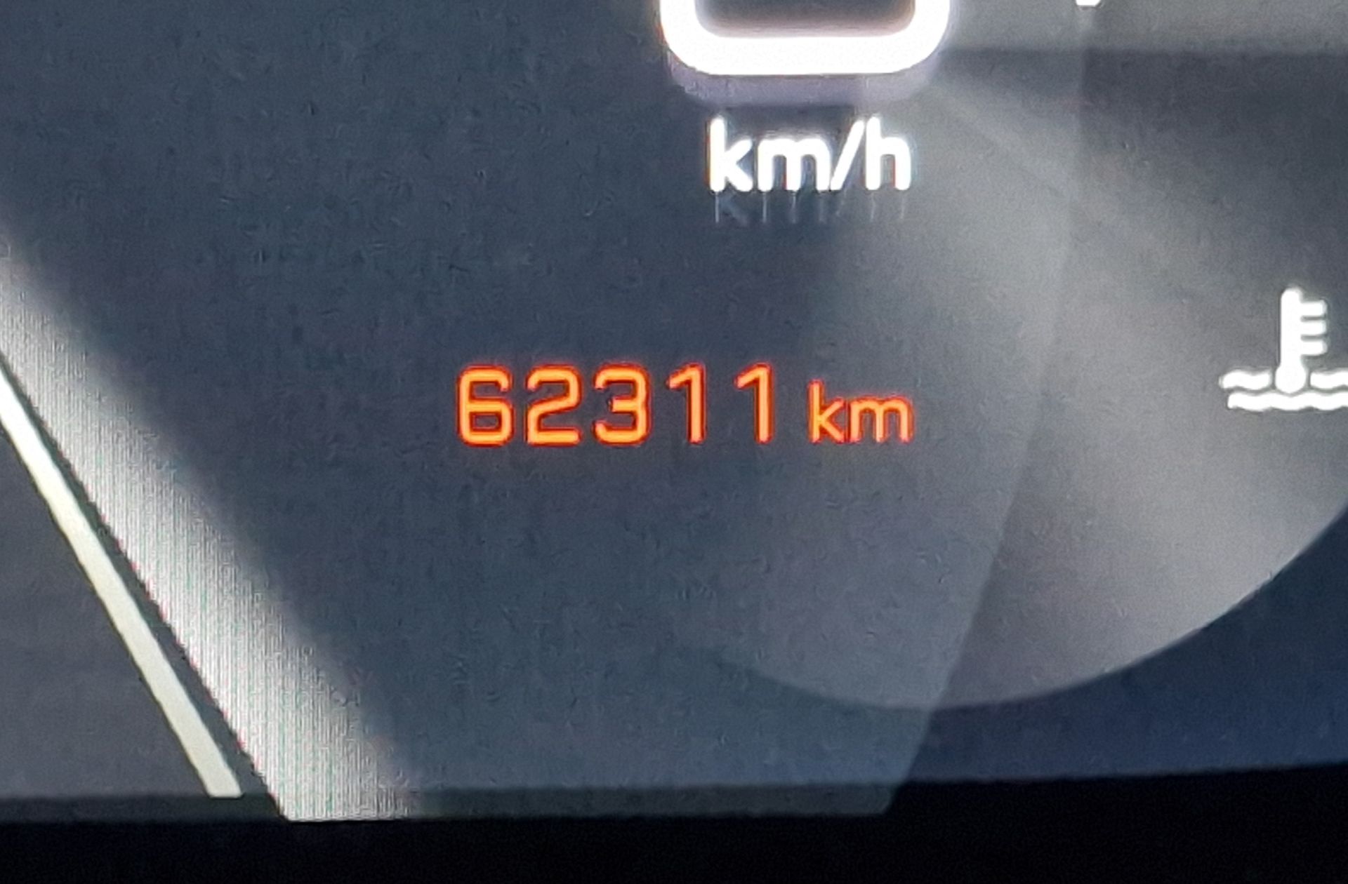 Peugeot 2008 PureTech 130 GT EAT8 - foto 12