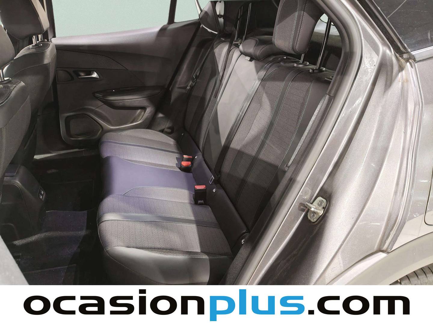 Foto asientos traseros Peugeot 2008 Peugeot 2008 PureTech 100 S&S Allure (100 CV)