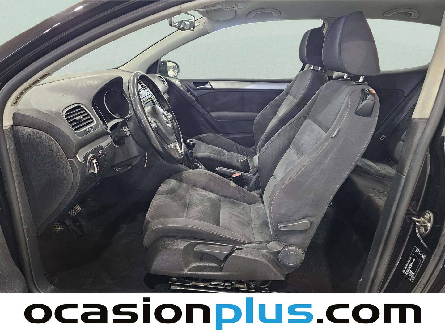 Foto asientos delanteros Volkswagen Golf Volkswagen Golf Sport 1.6 TDI CR (105 CV)