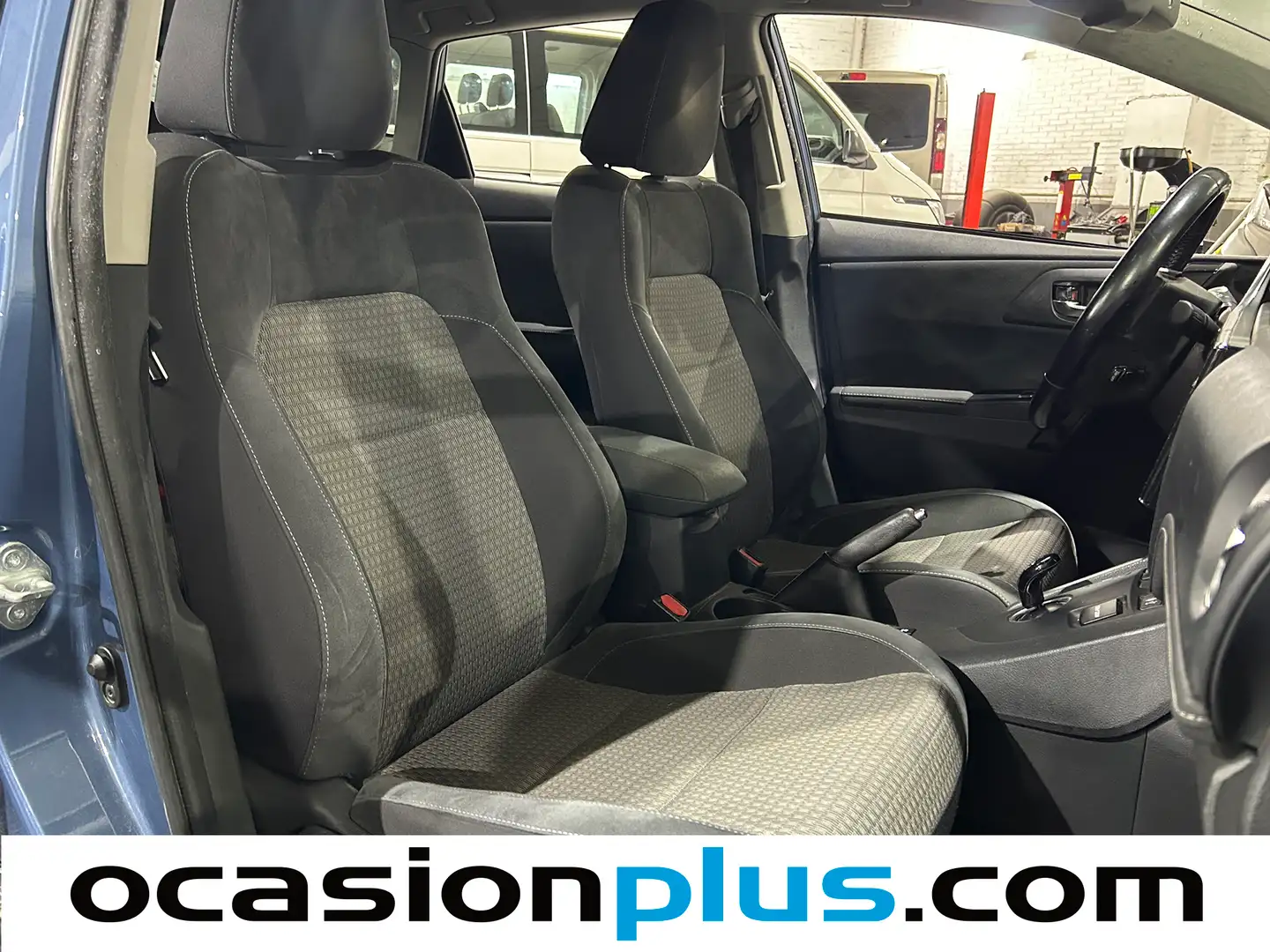 Foto Toyota Auris Toyota Auris 140H Hybrid Feel!  (136 CV)