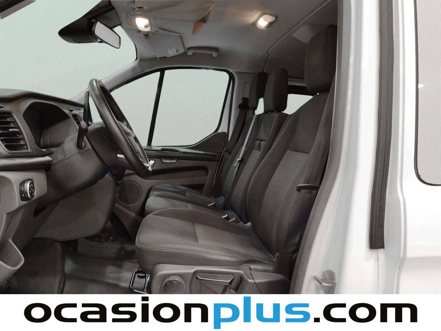 Foto asientos delanteros Ford Transit Custom Ford Transit Custom Kombi 2.0 TDCI 320 L1 Trend (130 CV)