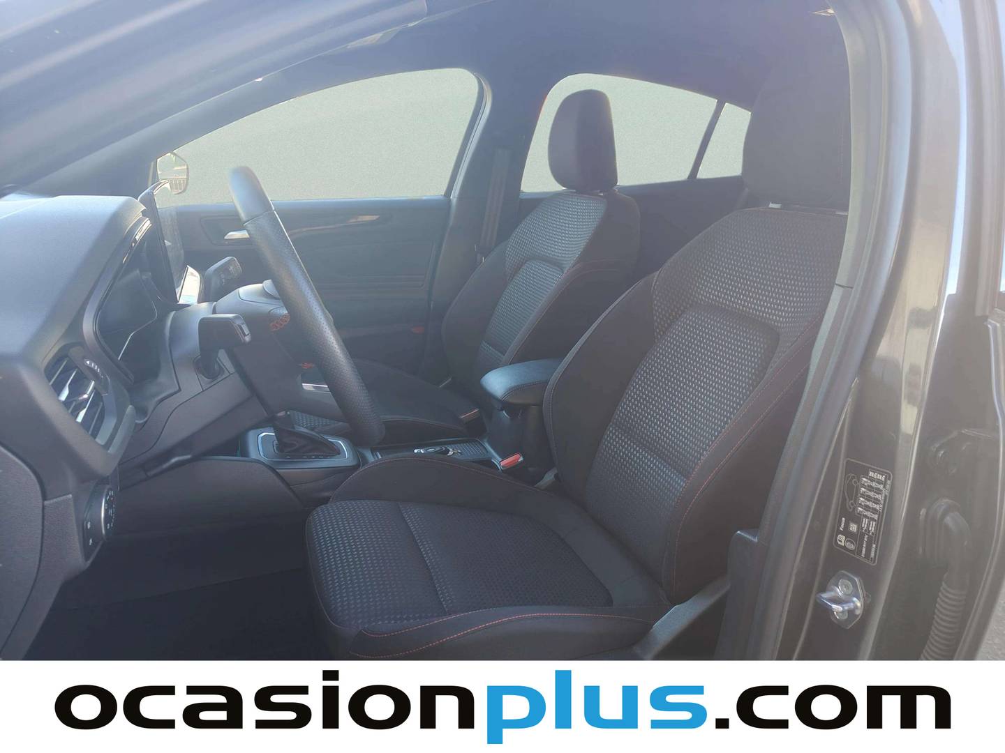 Foto asientos delanteros Ford Focus Ford Focus 1.0 Ecoboost MHEV ST-Line Auto (155 CV)