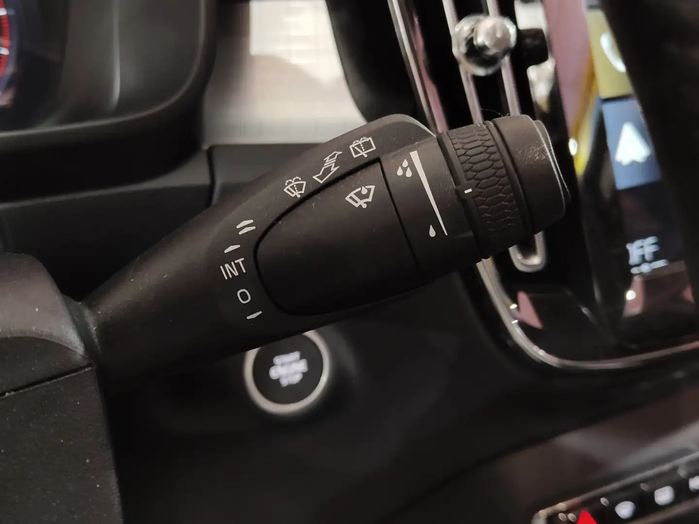 Foto Volvo XC40 Volvo XC40 D3 Business Plus (150 CV)