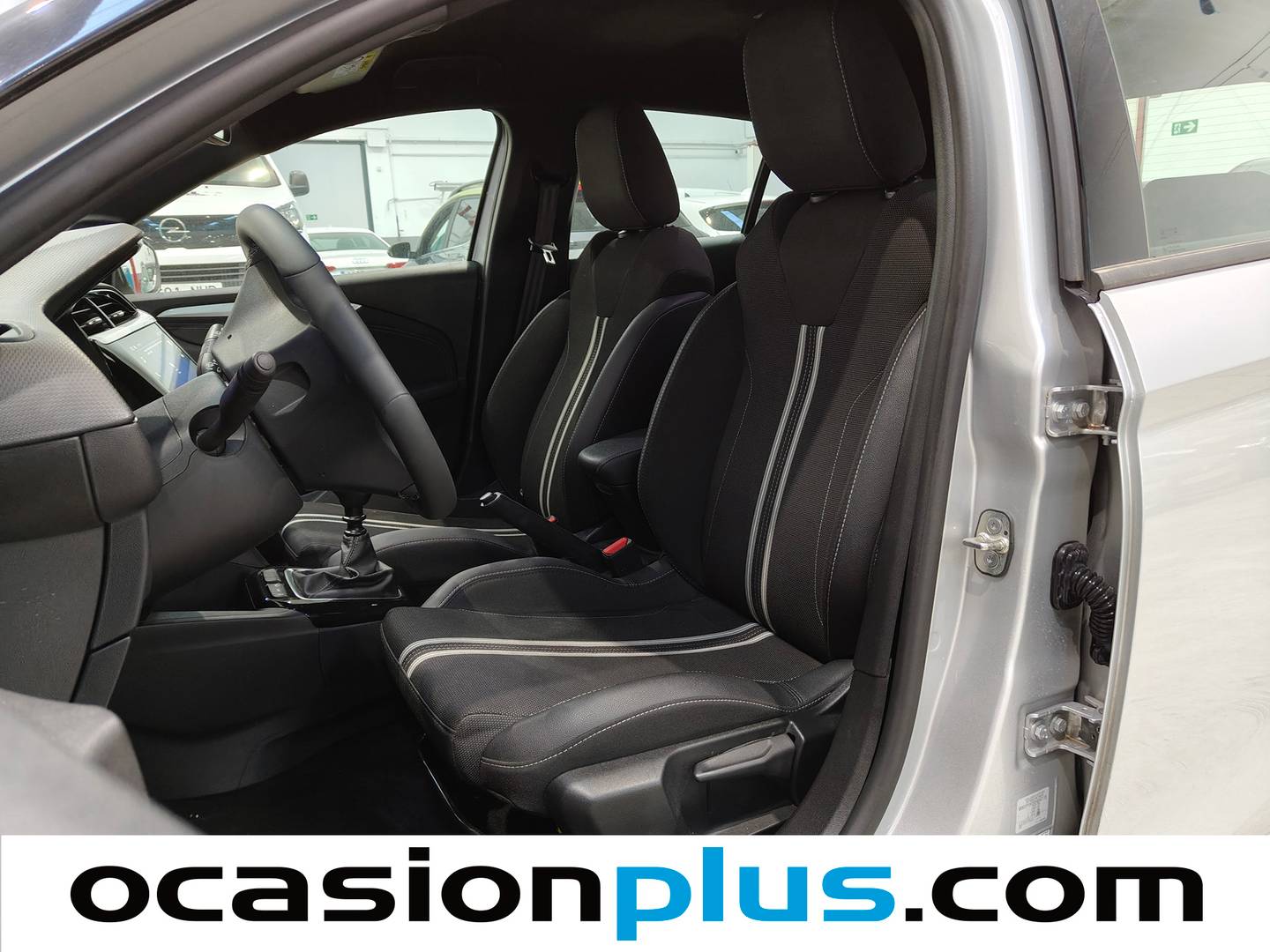 Foto asientos delanteros Opel Corsa Opel Corsa 1.2 T XHL GS (100 CV)