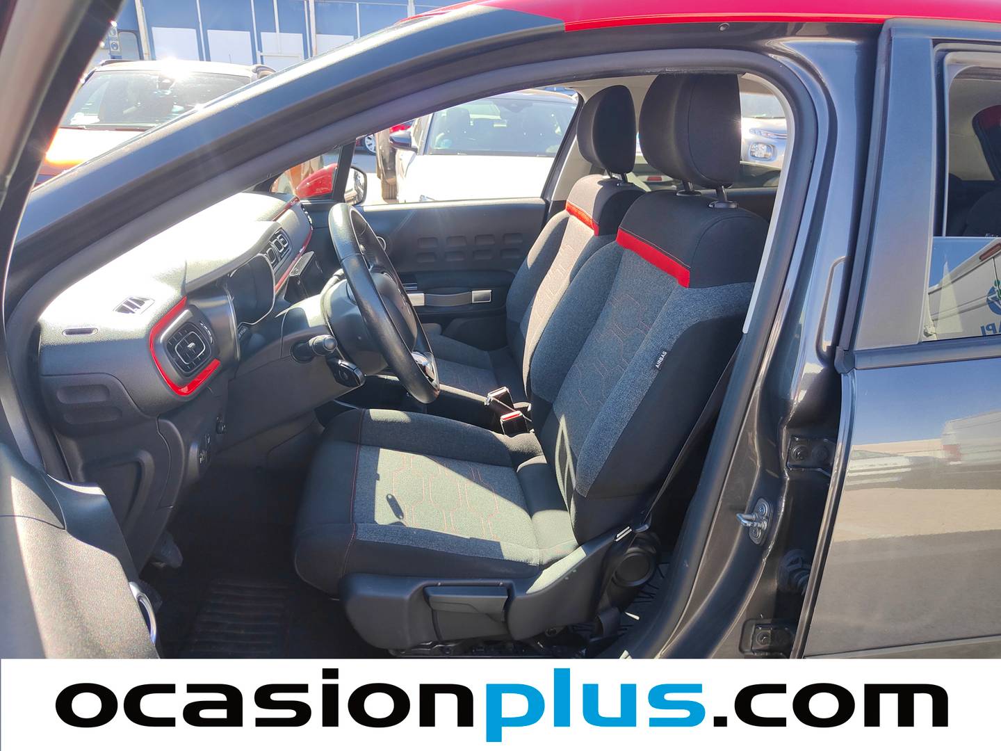 Foto asientos delanteros Citroën C3 Citroën C3 PureTech 82 Feel (83 CV)