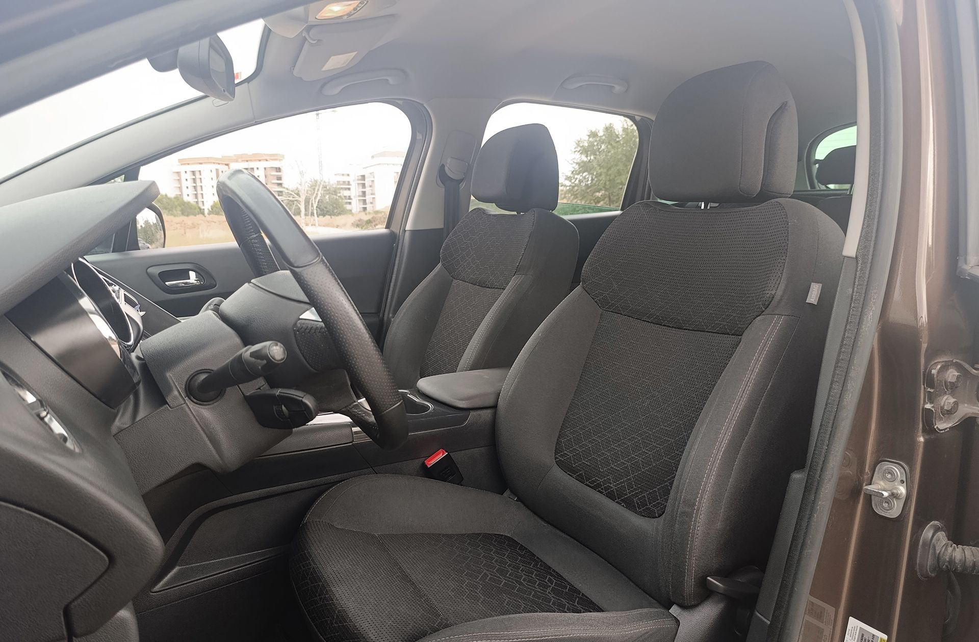 Peugeot 3008 1.6 BlueHDi FAP Style - foto 9