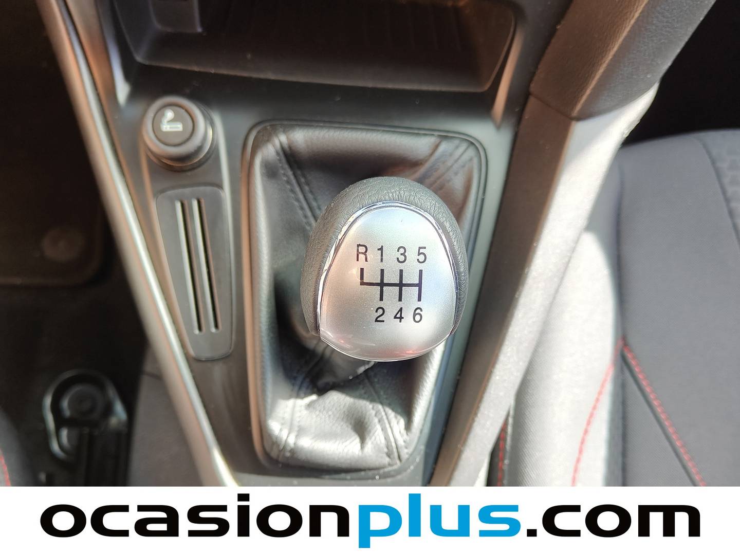 Foto Ford Focus Ford Focus 1.5 TDCI ST-Line (120 CV)