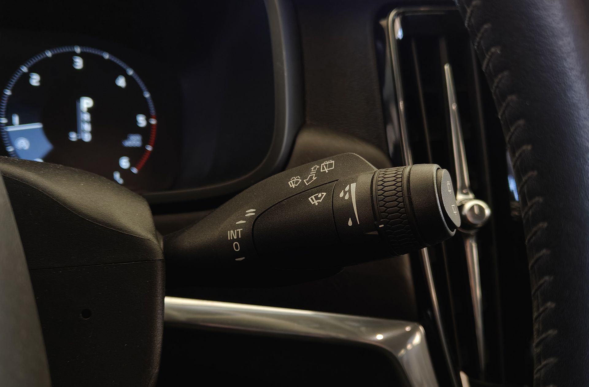 Volvo V90 D5 AWD - foto 35