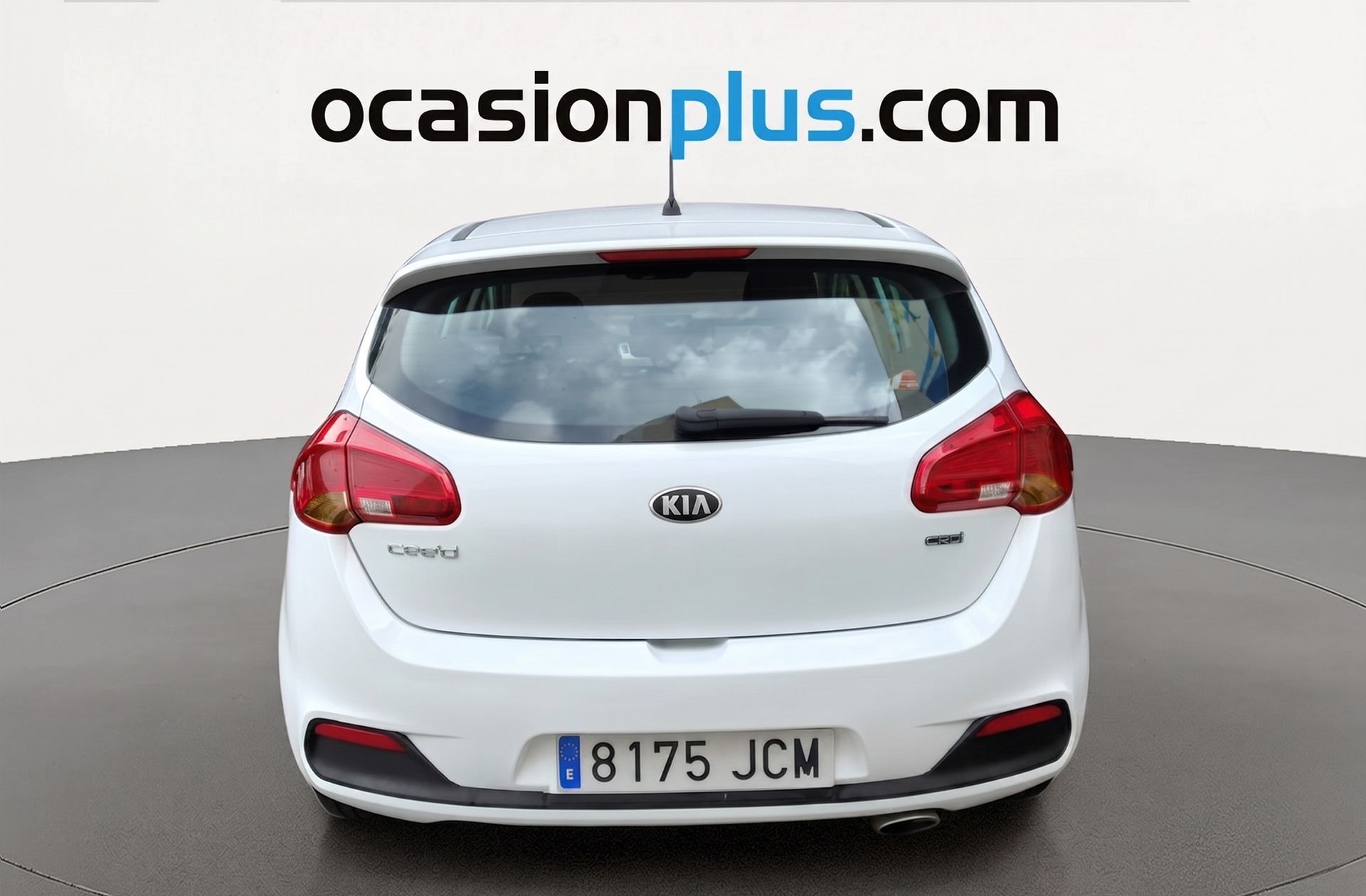 Kia Ceed 1.4 CRDi WGT Concept - foto 12