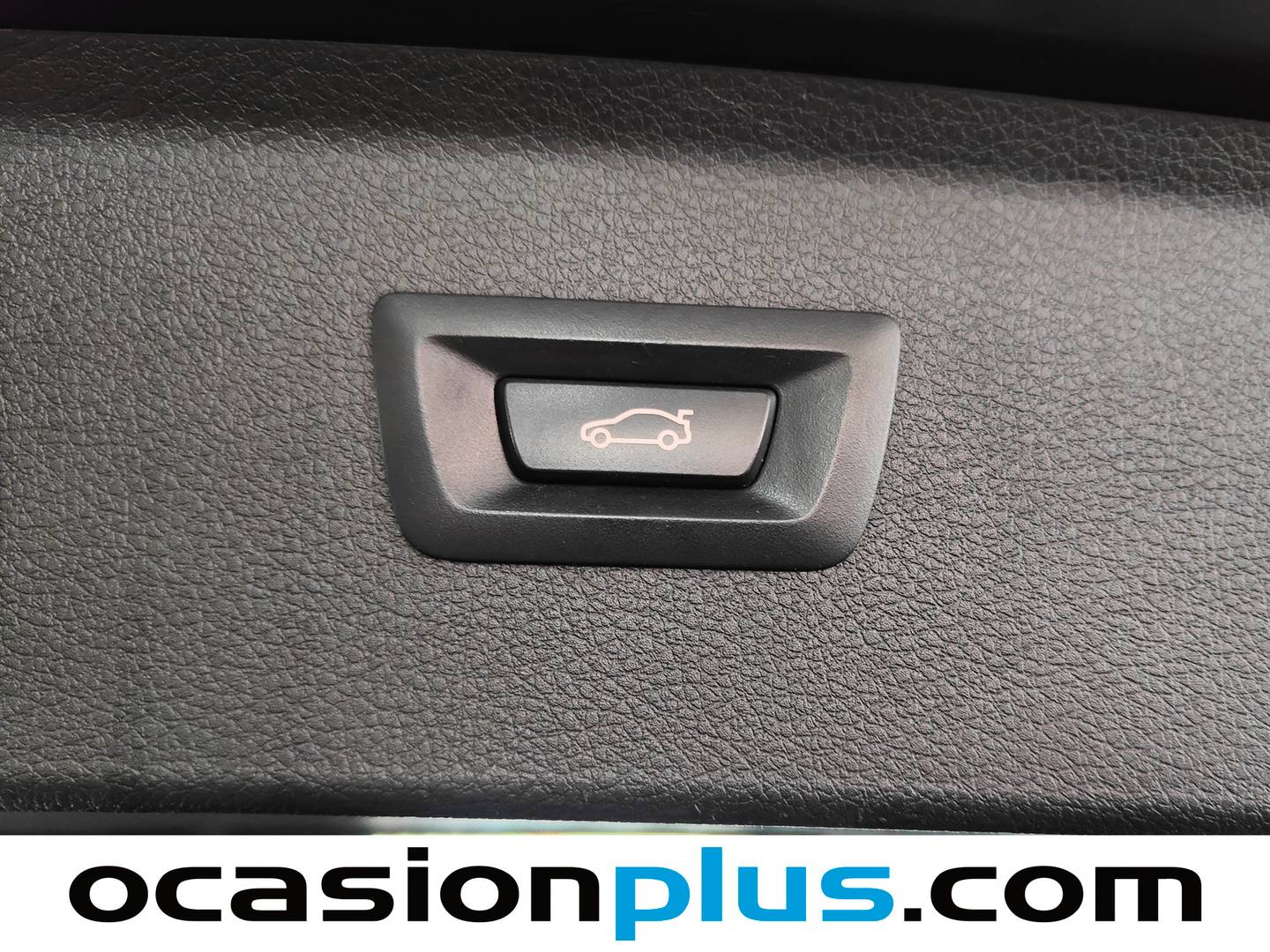 Foto BMW Serie 2 Active Tourer BMW Serie 2 218d Active Tourer (150 CV)