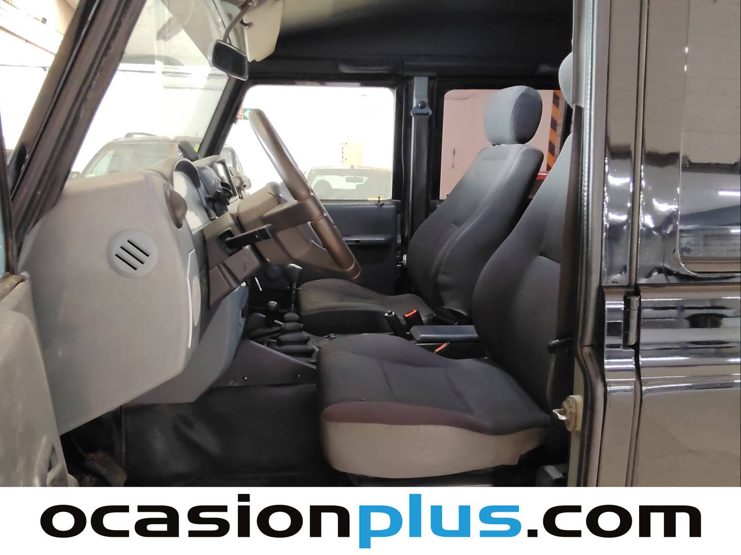 Foto asientos delanteros Iveco Massif Iveco Massif 25 S 15 SW5P 107 kW (146 CV)