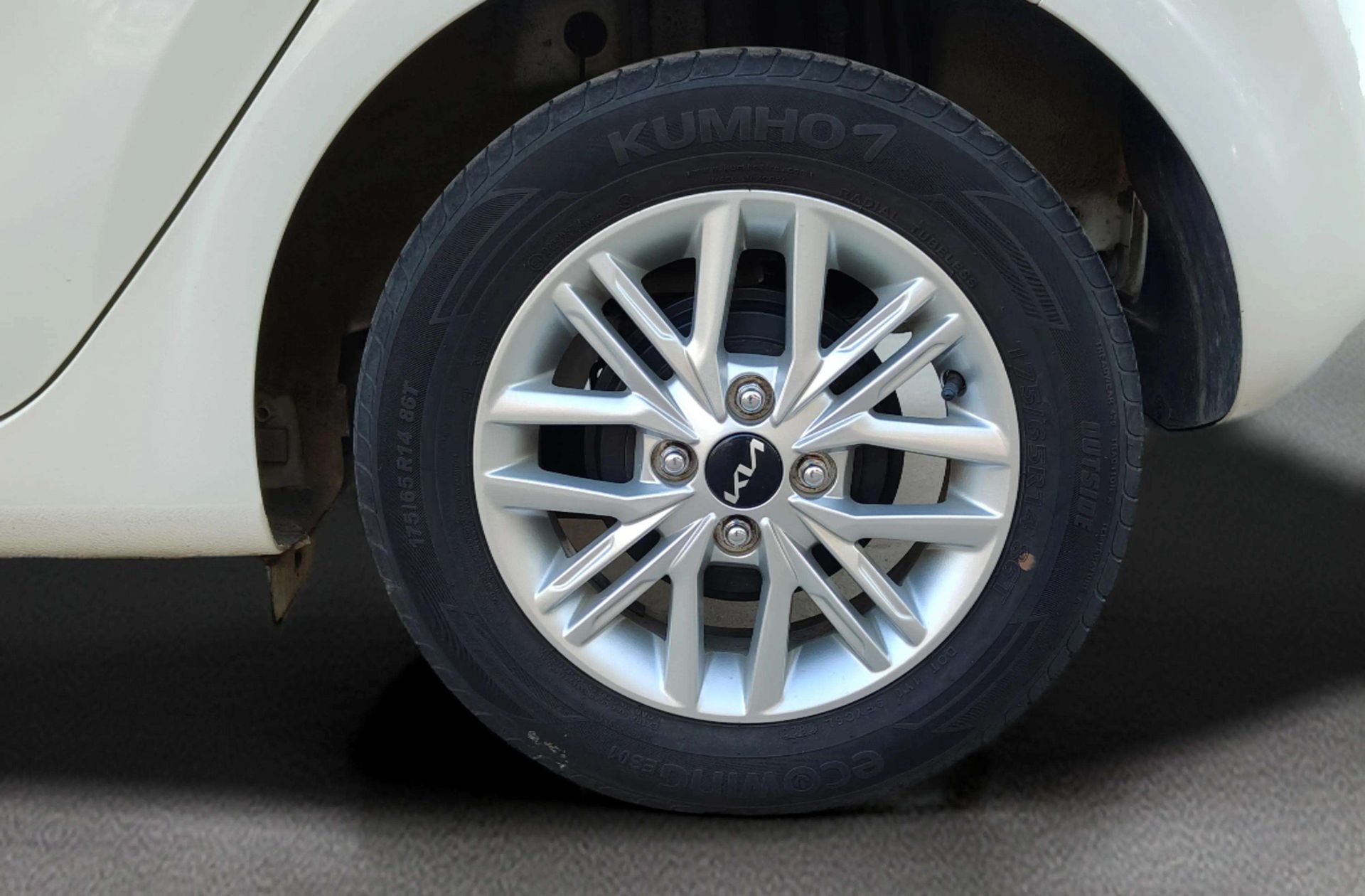 Kia Picanto 1.0 DPi Concept Pack Comfort - foto 31