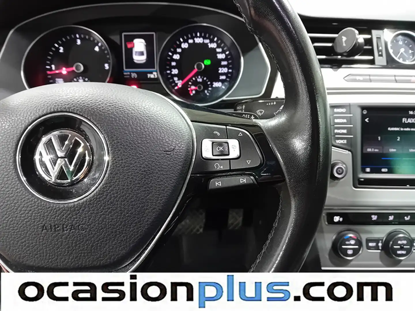 Foto Volkswagen Passat Volkswagen Passat Advance 2.0 TDI BMT (150 CV) DSG
