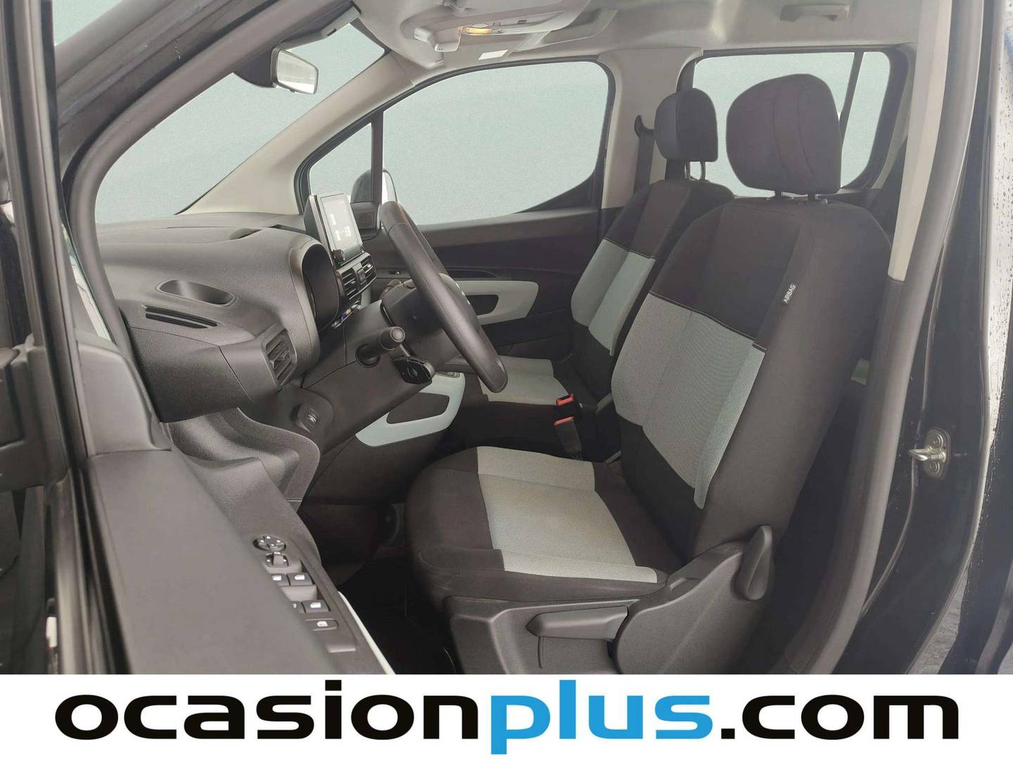 Foto asientos delanteros Citroën Berlingo Citroën Berlingo Combi BlueHDi 100 S&S Talla M 100 Años (102 CV)
