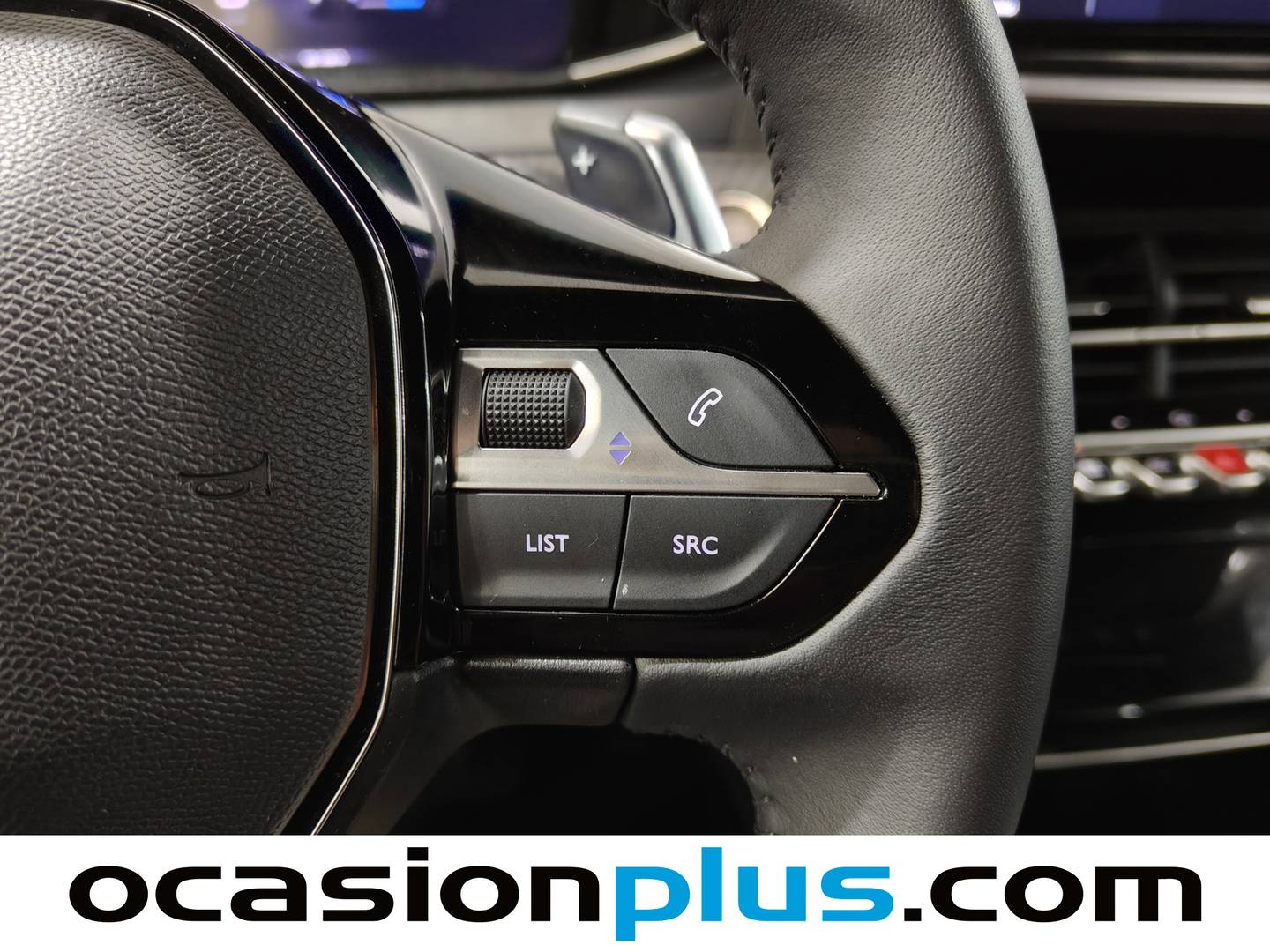 Foto Peugeot 2008 Peugeot 2008 Allure Hybrid eDCS6 (136 CV)