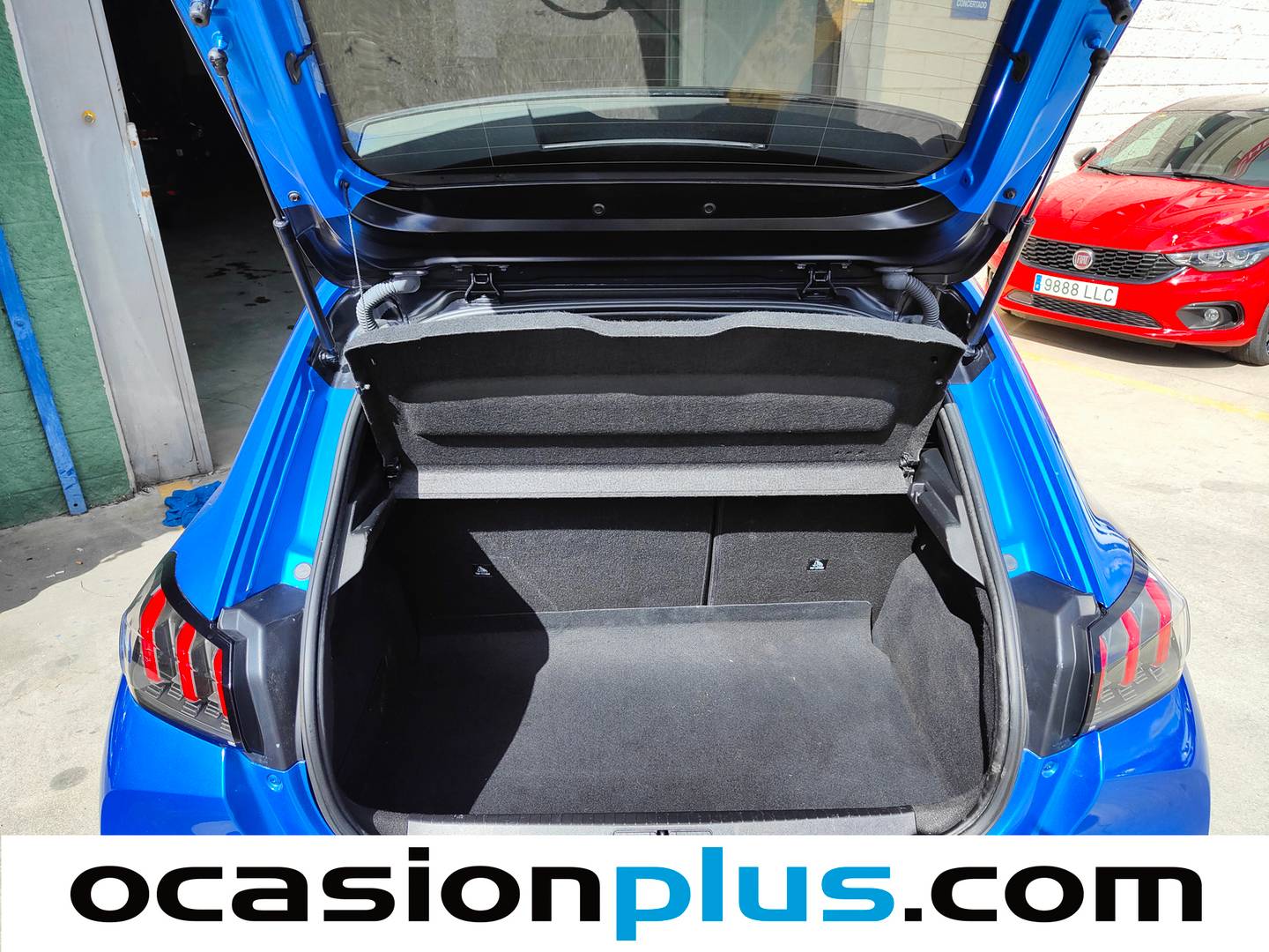 Foto asientos delanteros Peugeot e-208 Peugeot e-208 Eléctrico GT (136 CV)