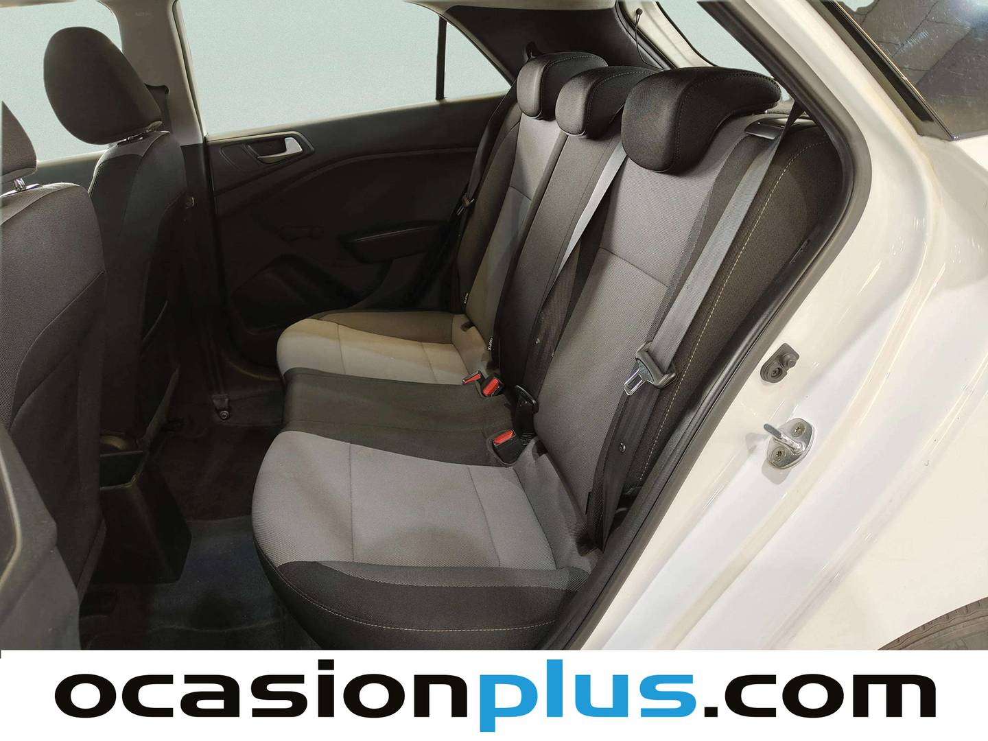 Foto asientos traseros Hyundai i20 Hyundai i20 1.0 TGDI Essence LE (100 CV)