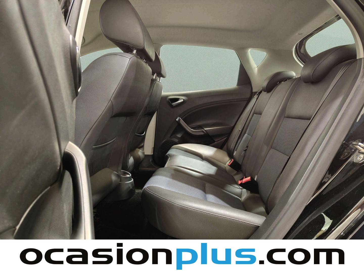 Foto asientos traseros Seat Ibiza Seat Ibiza 1.2 TSI (90CV) Style Connect Blue