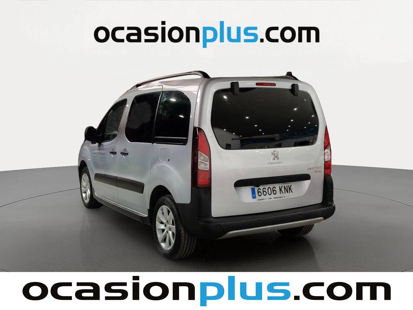 Foto trasera Peugeot Partner Peugeot Partner Tepee BlueHDi 120 Outdoor (120 CV) izquierda