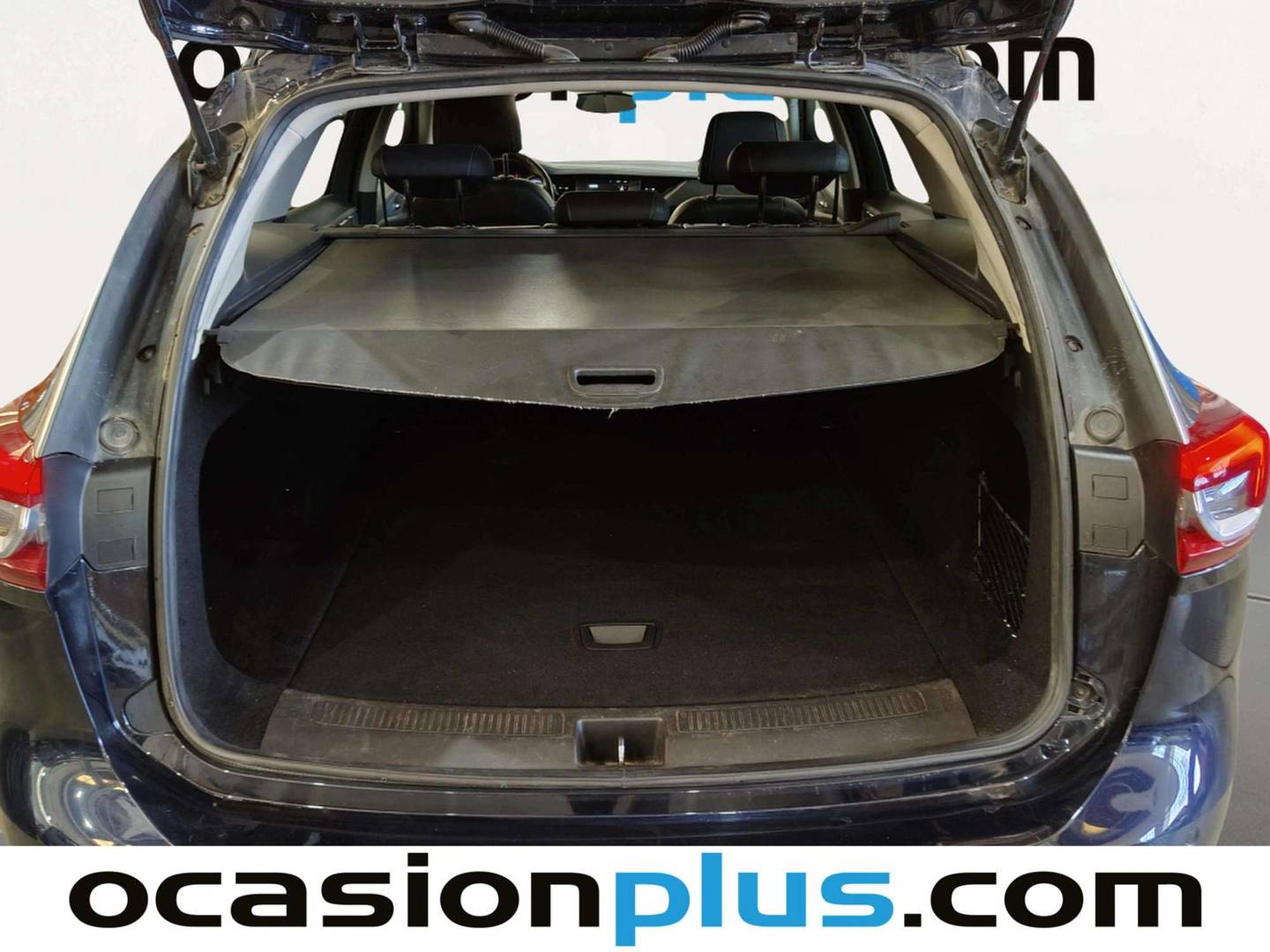 Fotos maletero Opel Insignia Opel Insignia Sports Tourer 1.6 CDTI ecoTEC D Business (136 CV)