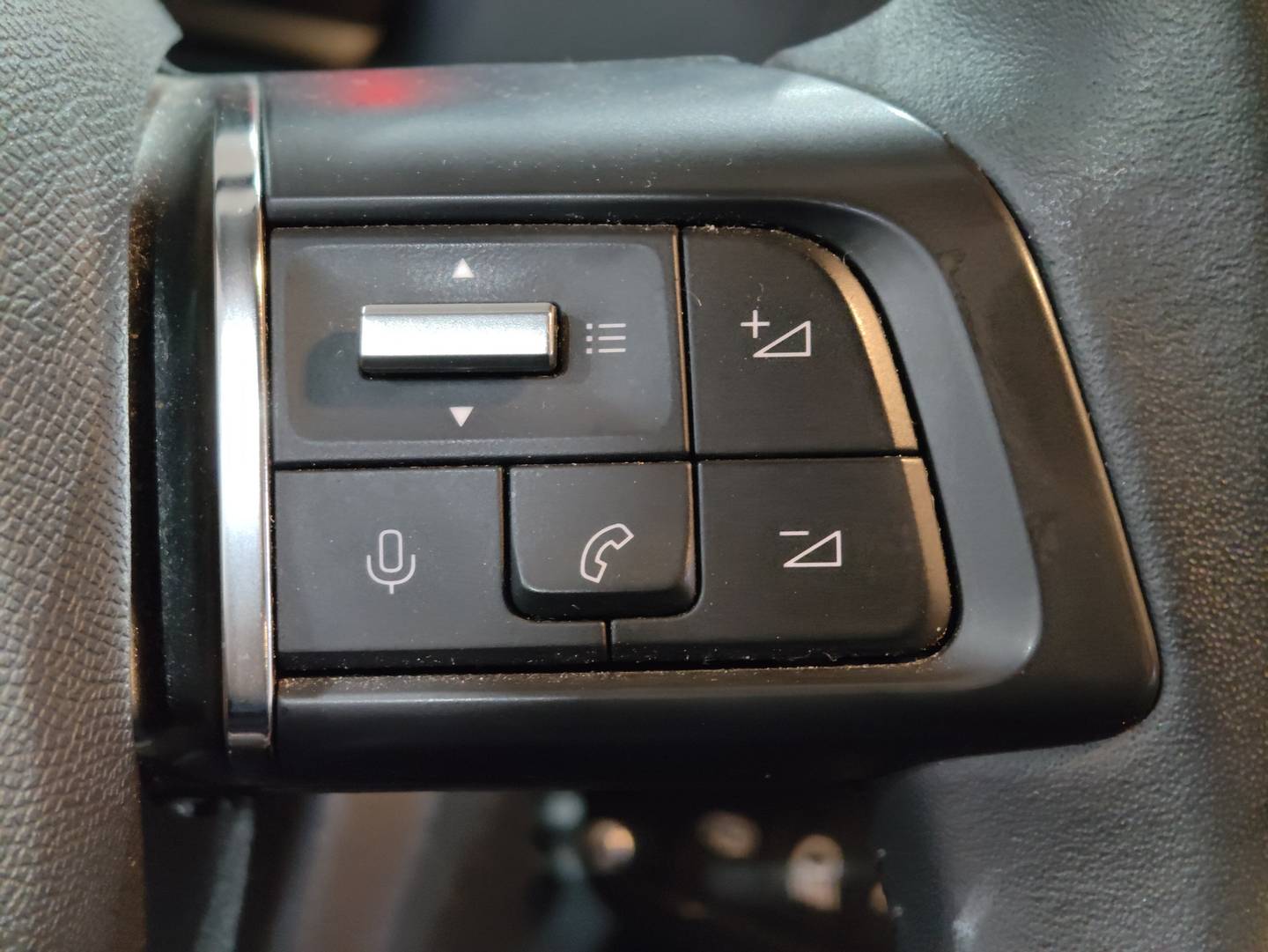 Foto Citroën C4 Citroen C4 PureTech 130 S&S 6v Feel Pack (130 CV)