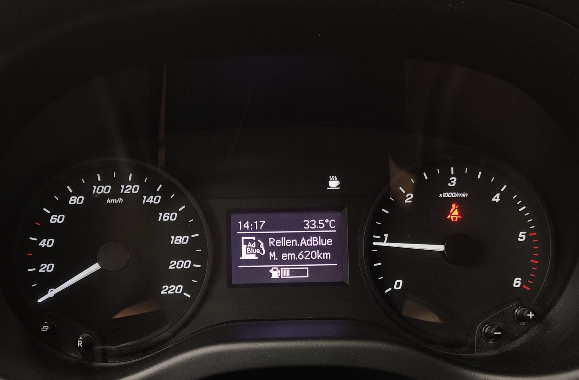 Mercedes-Benz Vito Furgon 109 CDI Compacta - foto 17