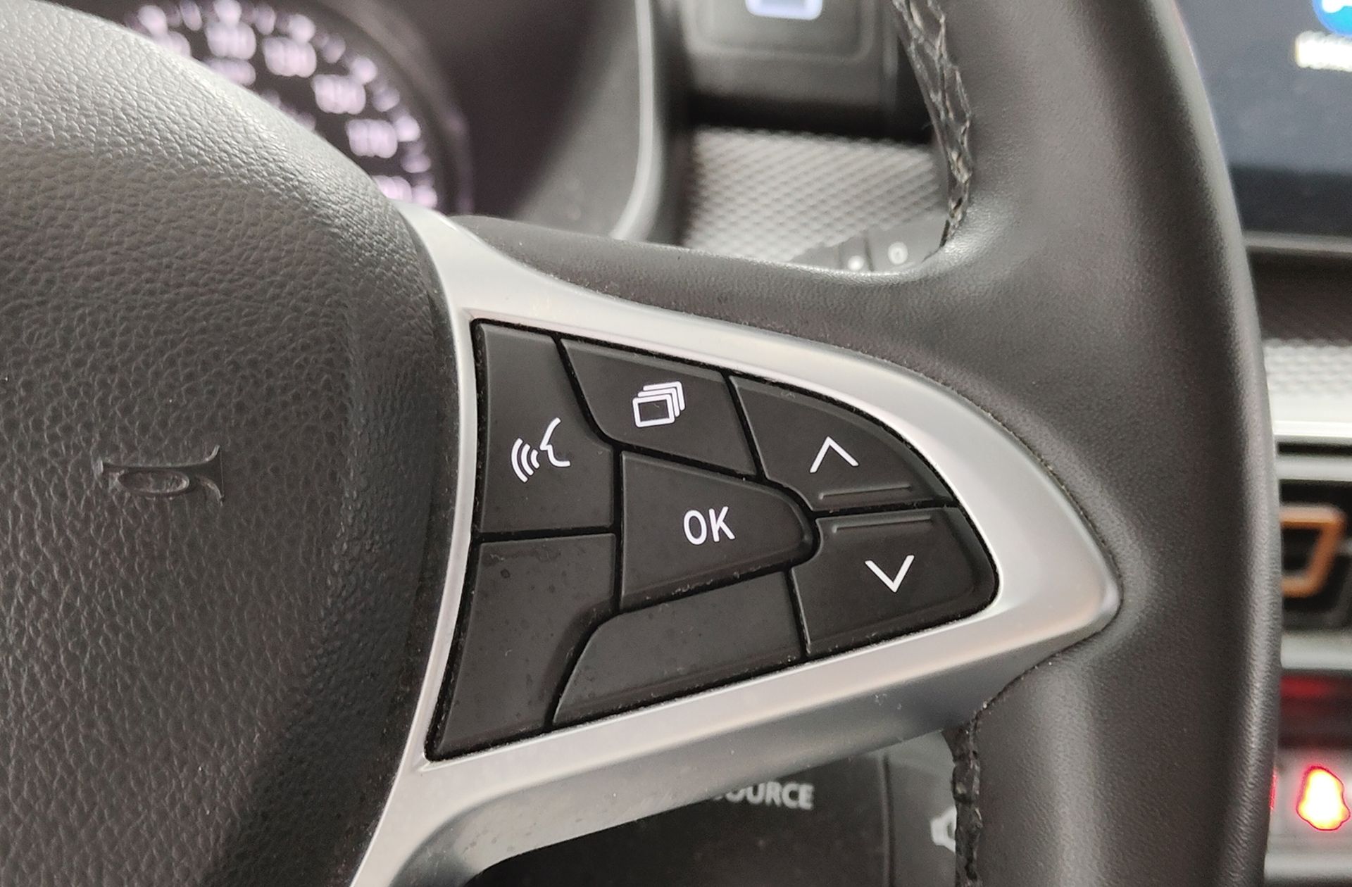 Dacia Sandero Stepway Essential TCe - foto 24