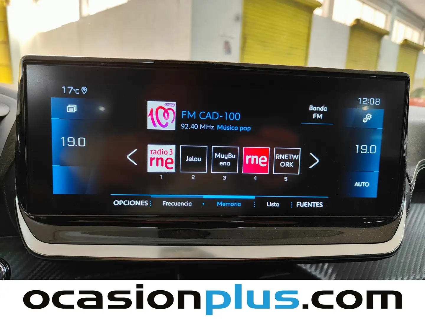 Foto Peugeot 2008 Peugeot 2008 PureTech 130 GT (130 CV)