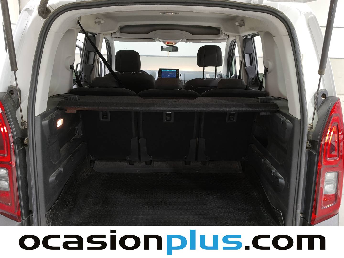 Fotos maletero Citroën Berlingo Citroën Berlingo BlueHDi 130 S&S Talla M Shine (130 CV)