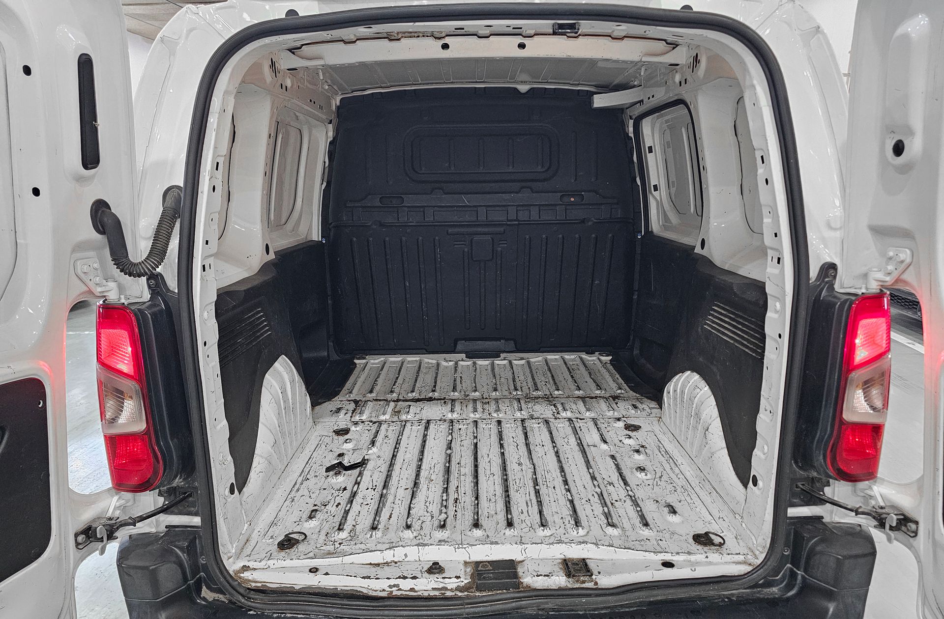 Citroën Berlingo Furgon BlueHDi 100 Talla M Control - foto 12