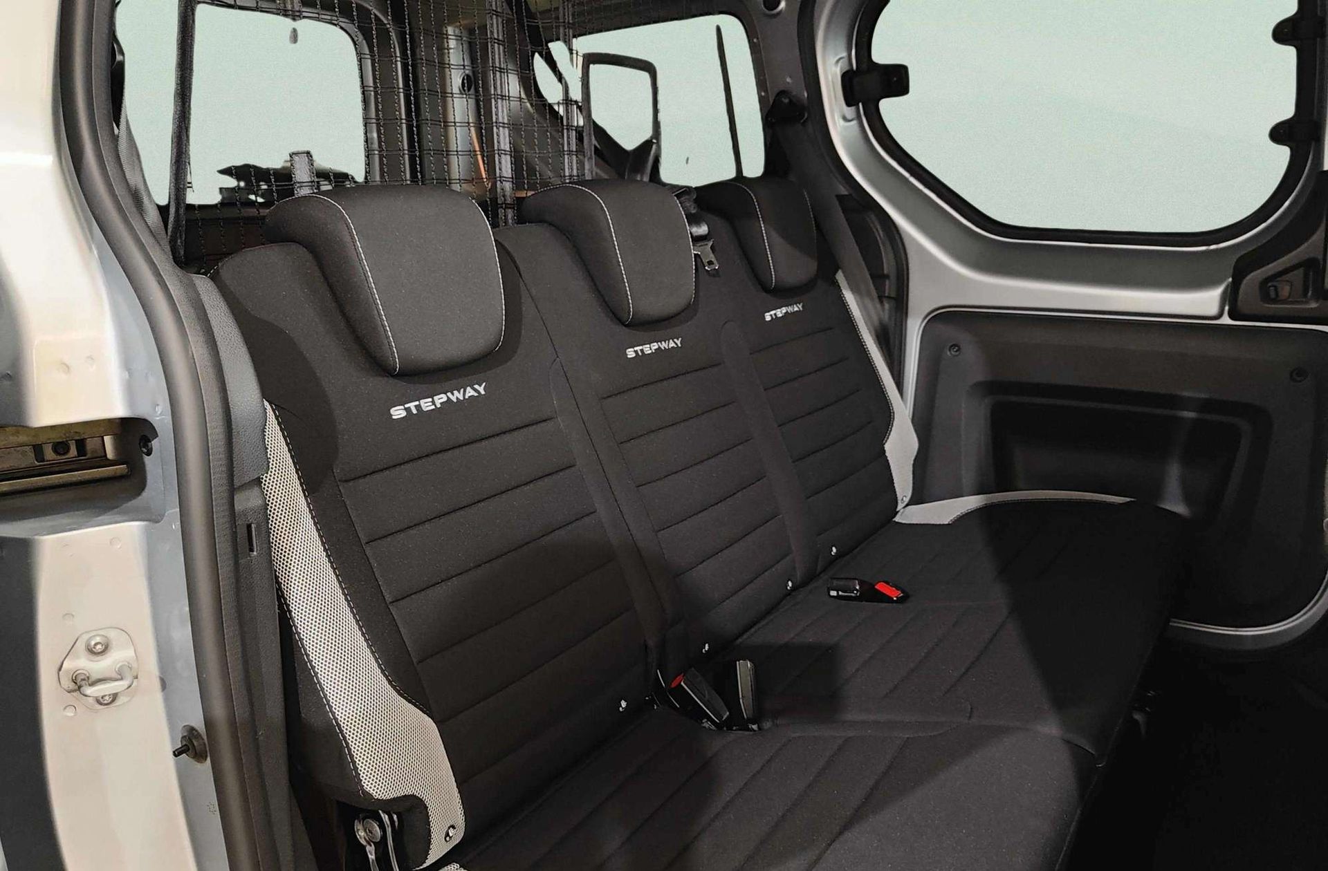 Dacia Dokker Stepway Essential Blue dCi - foto 16