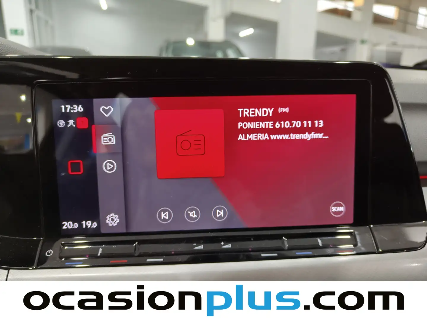 Foto Volkswagen Golf Volkswagen Golf Life 1.0 TSI (110 CV)