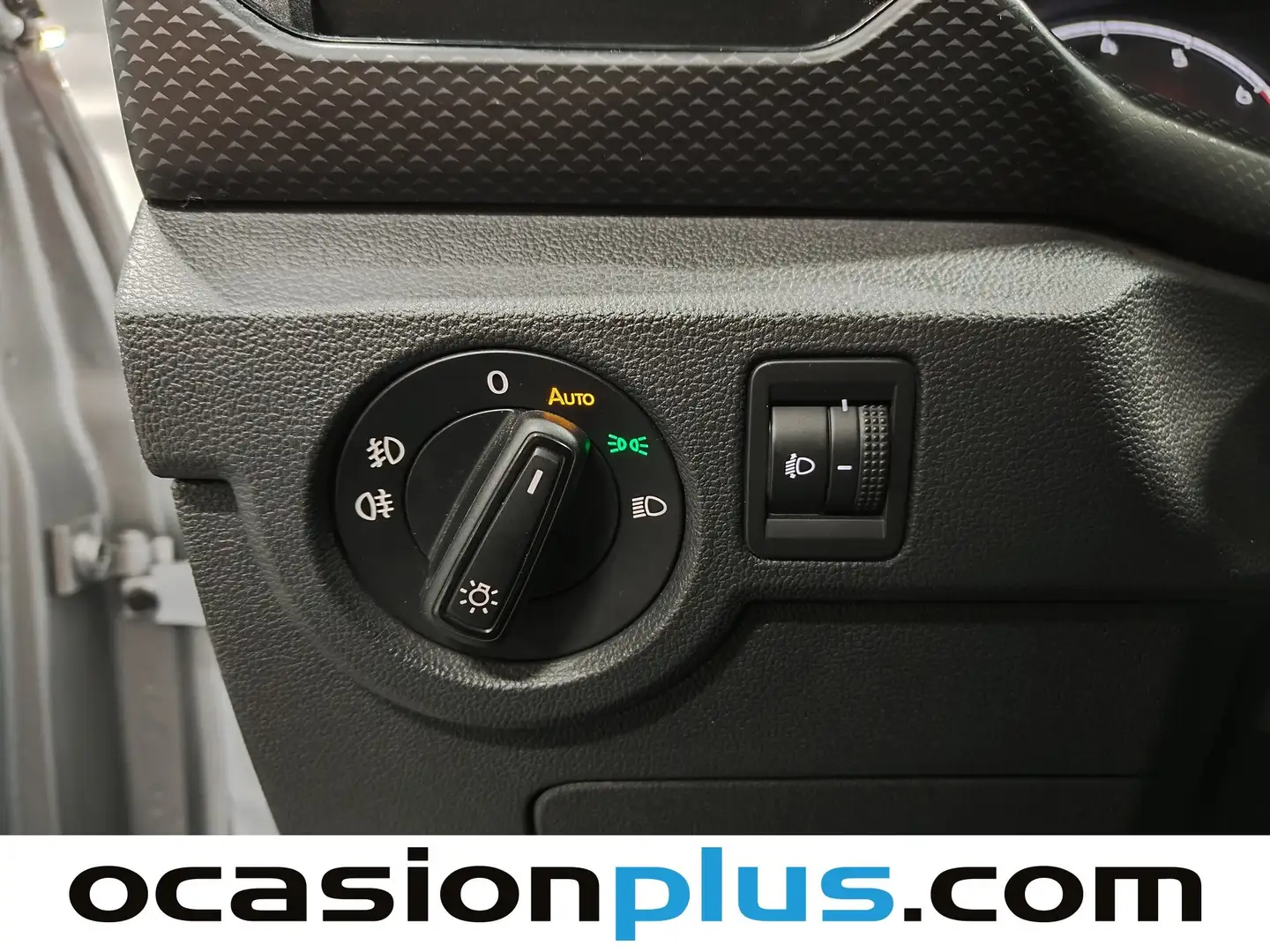 Foto Volkswagen T-Cross Volkswagen T-Cross Advance 1.0 TSI (110 CV) DSG