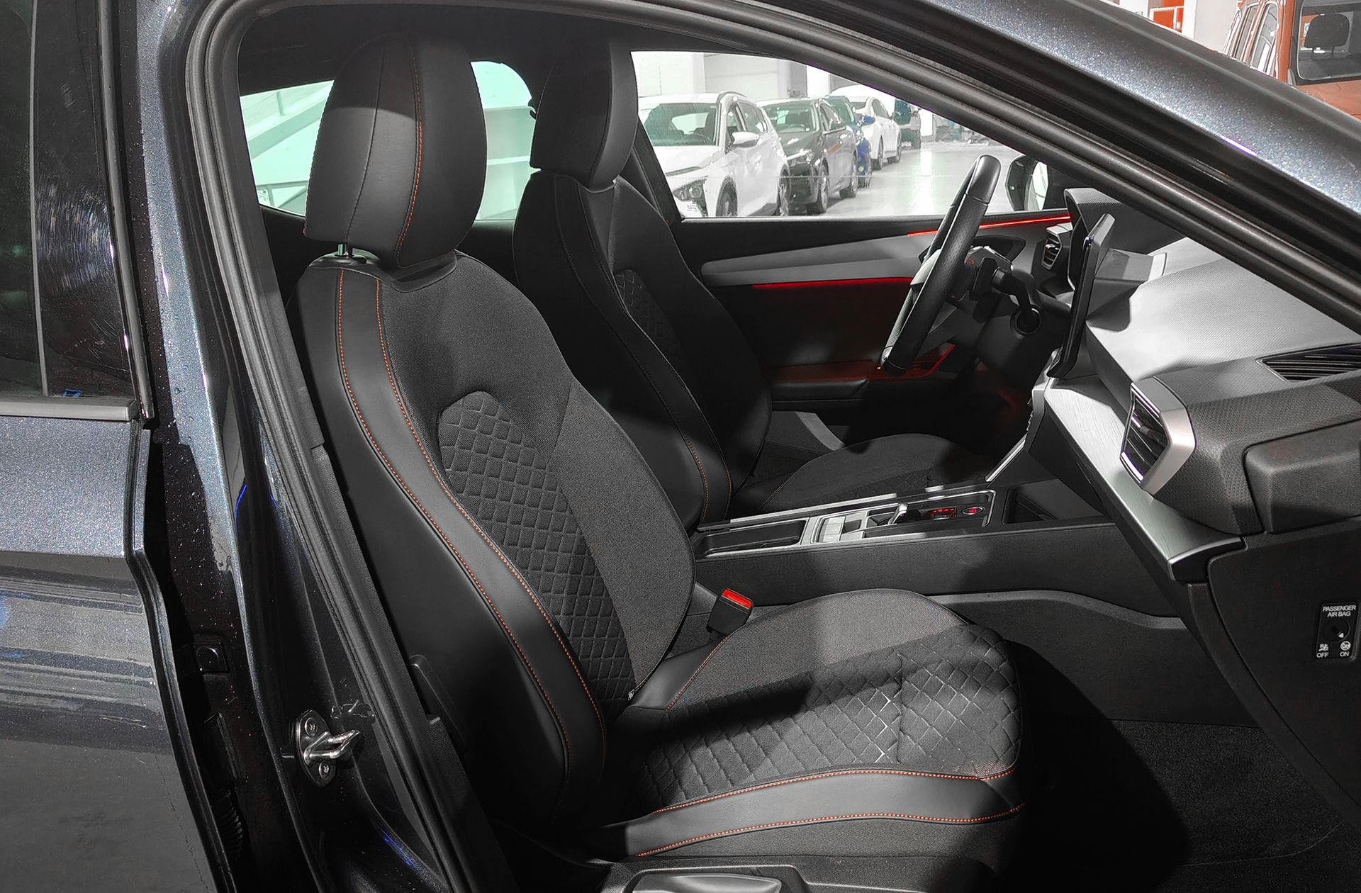 SEAT León 1.5 eTSI FR Launch Pack L DSG - foto 22