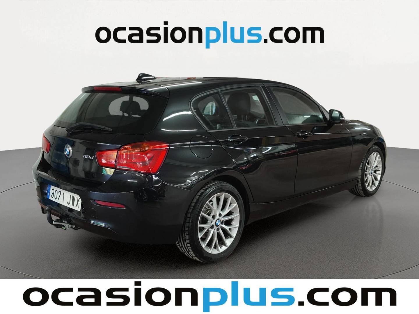 Foto trasera BMW Serie 1 BMW Serie 1 118d (150 CV) derecha