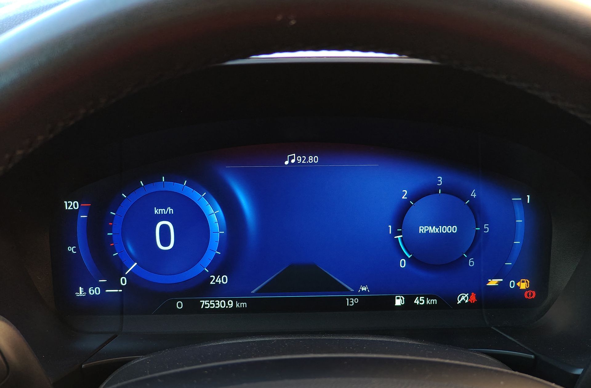 Ford Kuga 1.5 EcoBlue Titanium - foto 25