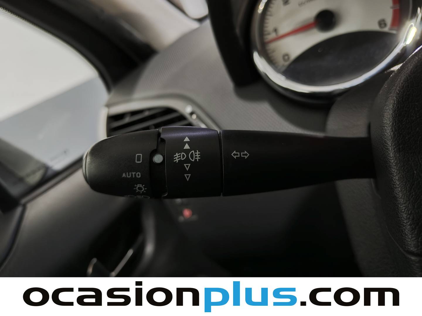 Extras y acabados del Peugeot 207 Peugeot 207 1.6 HDI Sport (90 CV)