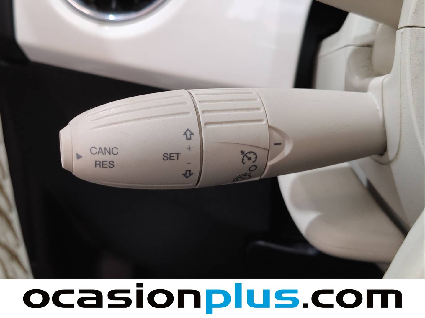 Fiat 500 Fiat 500 1.0 Hybrid Dolcevita (70 CV) seminuevo