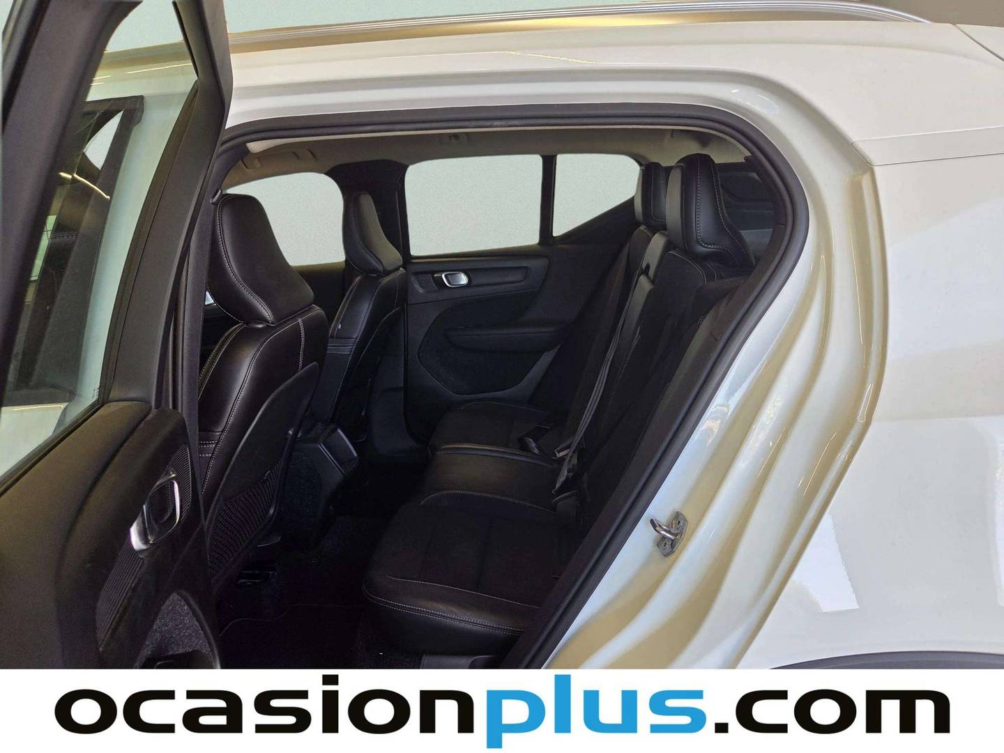 Foto asientos traseros Volvo XC40 Volvo XC40 T3 Momentum (156 CV)