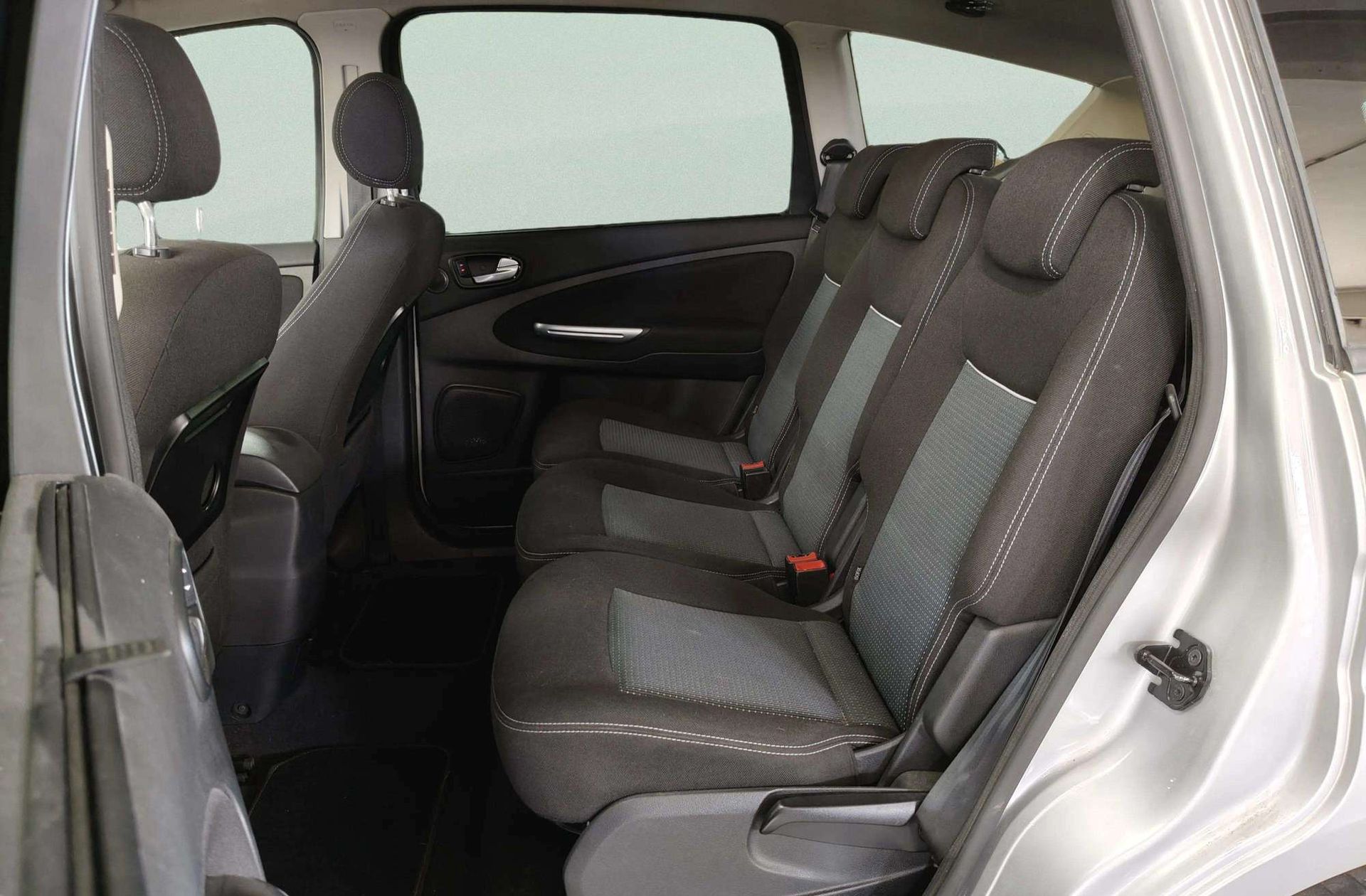 Ford S-Max 2.0 TDCi Trend Powershift - foto 10