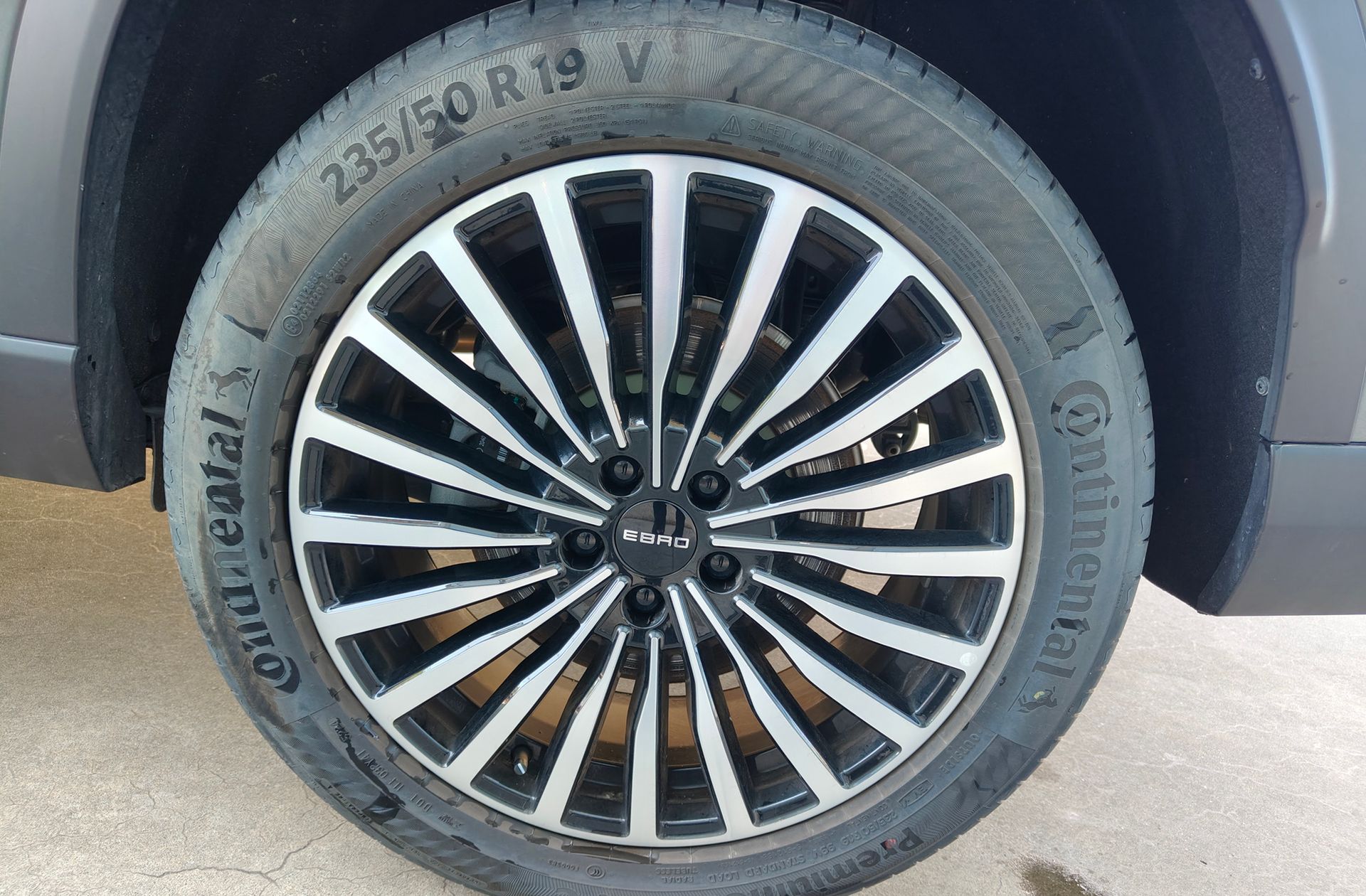 Ebro s800 1.6 T-GDi Premium DCT - foto 37